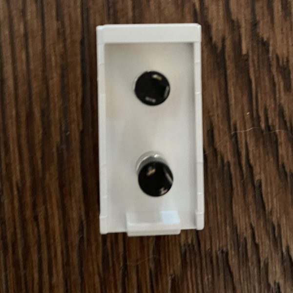 Minijack Keystone insert showing back of keystone with connections
